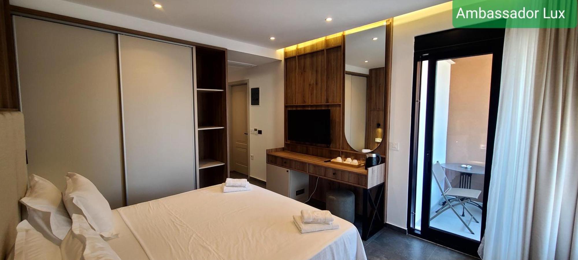 Ambassador & Ambassador Lux Apartments Ulcinj Room photo