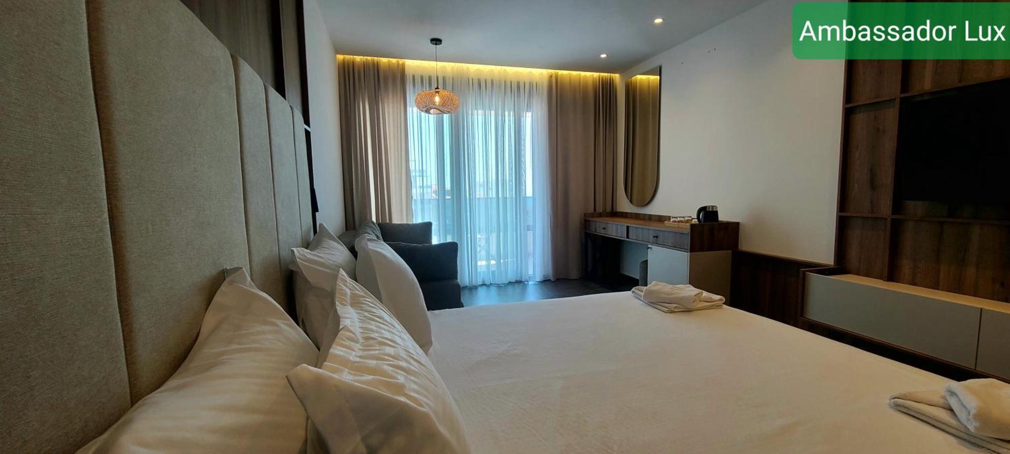 Ambassador & Ambassador Lux Apartments Ulcinj Room photo