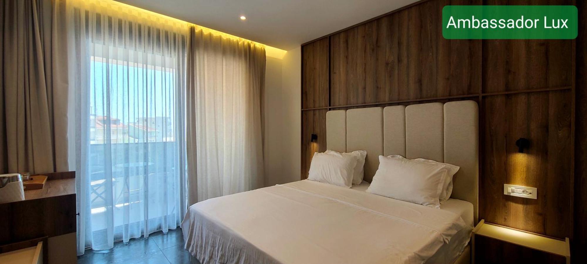 Ambassador & Ambassador Lux Apartments Ulcinj Room photo
