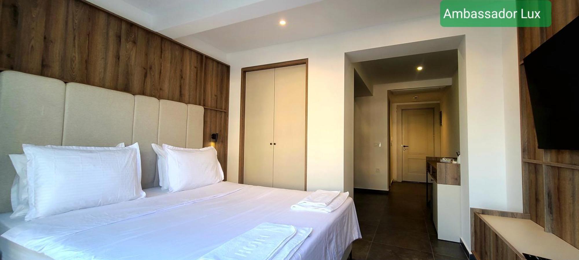 Ambassador & Ambassador Lux Apartments Ulcinj Room photo