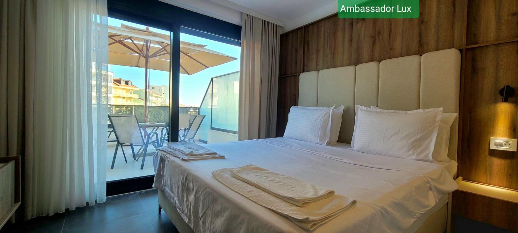 Ambassador & Ambassador Lux Apartments Ulcinj Exterior photo