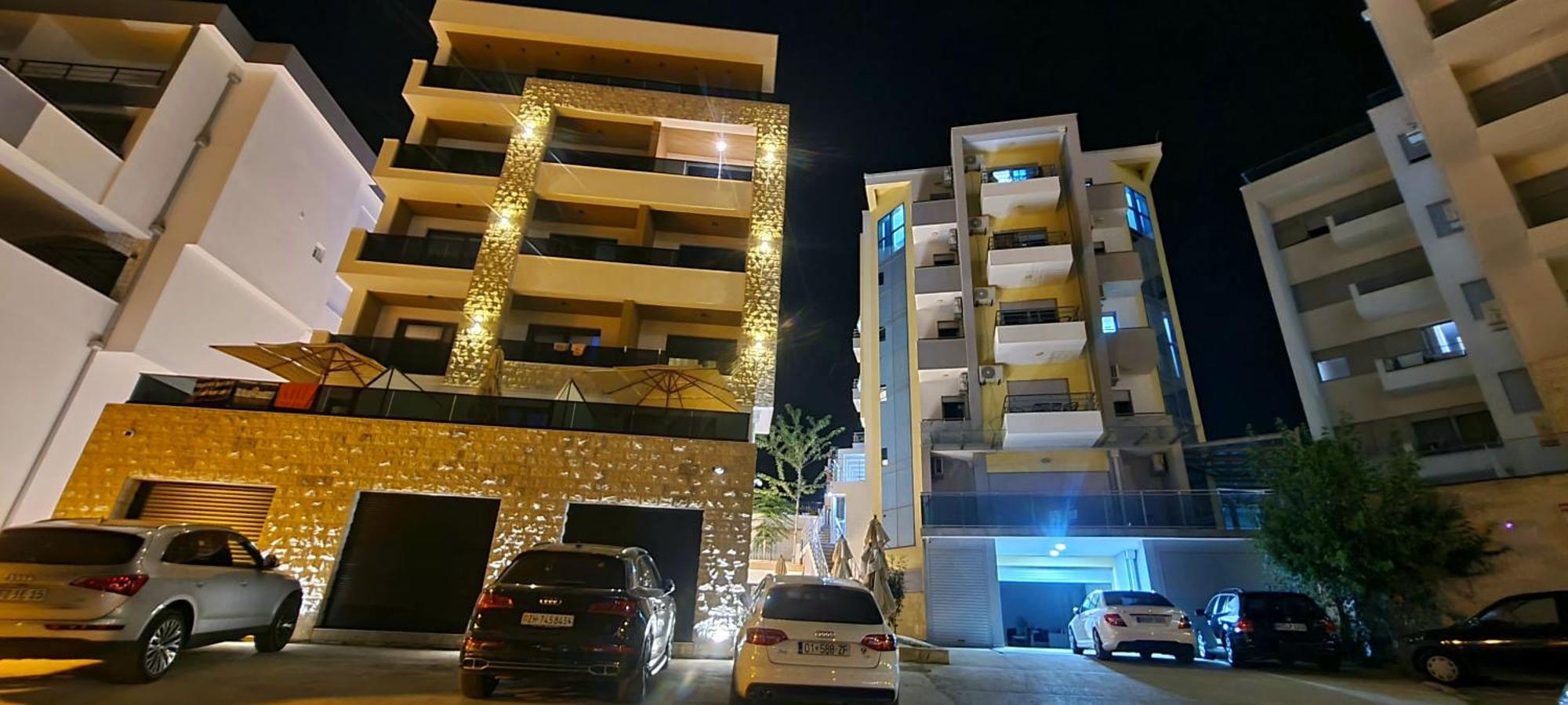 Ambassador & Ambassador Lux Apartments Ulcinj Exterior photo