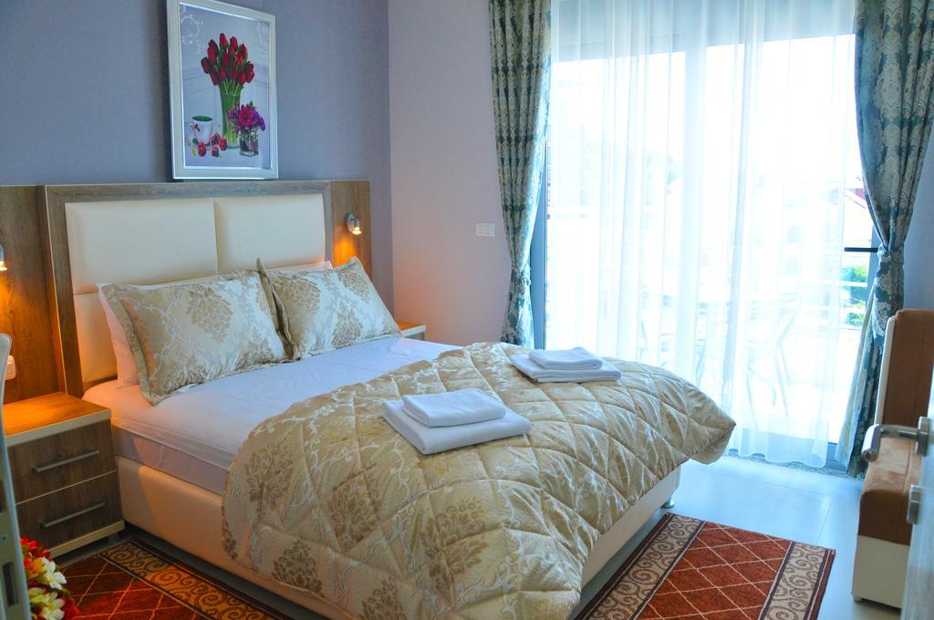 Ambassador & Ambassador Lux Apartments Ulcinj Exterior photo