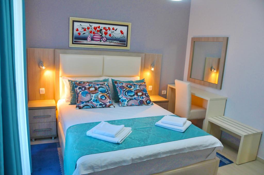 Ambassador & Ambassador Lux Apartments Ulcinj Exterior photo