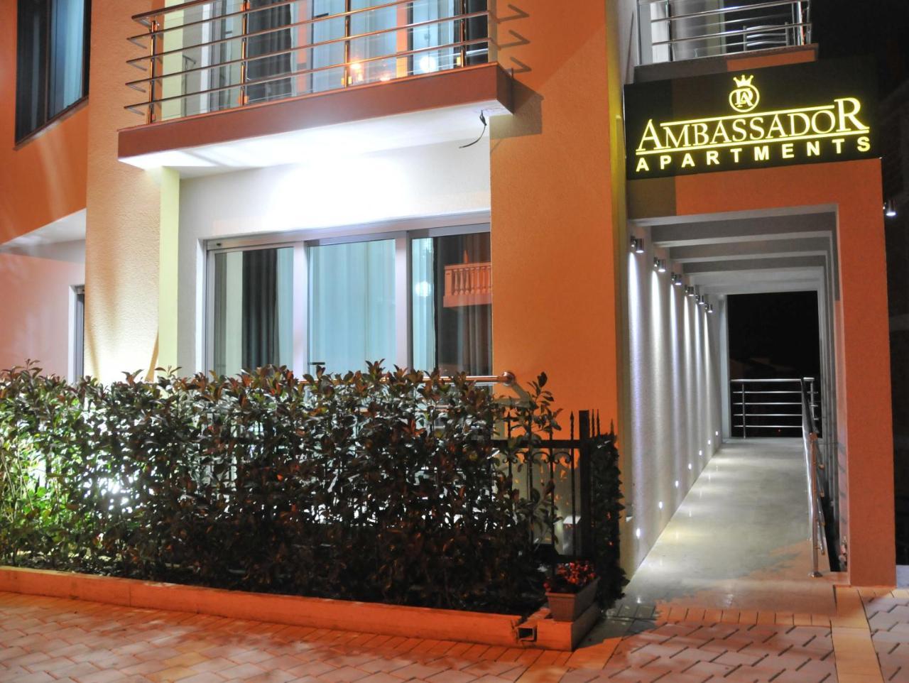 Ambassador & Ambassador Lux Apartments Ulcinj Exterior photo
